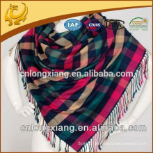 Fábrica de China Venta al por mayor Bajo MOQ viscosa y seda mezclada Plaid Pashmina bufanda chal